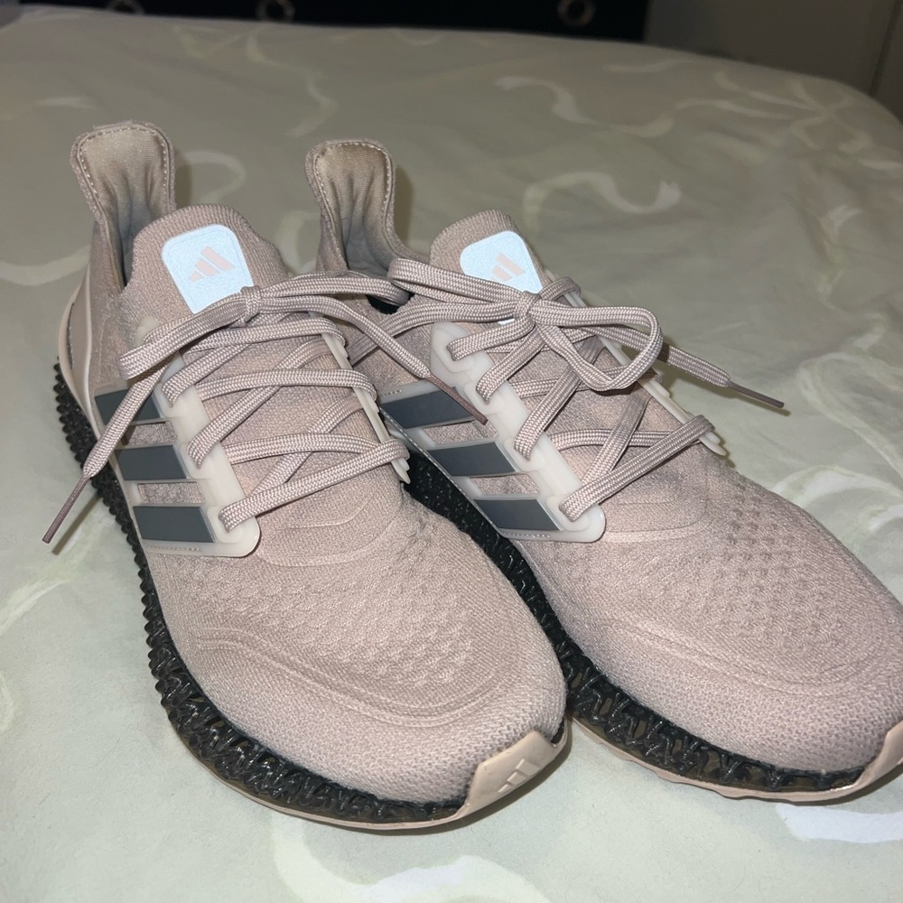 Gently Used Men’s Adidas 4DFWD 2 Running Shoes